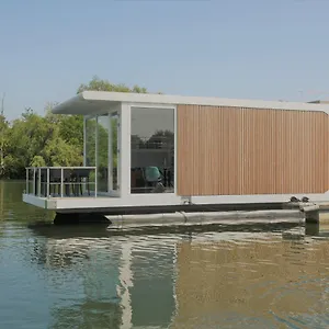 https://houseboat-martinique.maastrichthotels.net