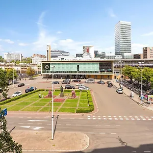 https://historical-80m2-retreat-with-sauna-option.eindhoven-hotels.net