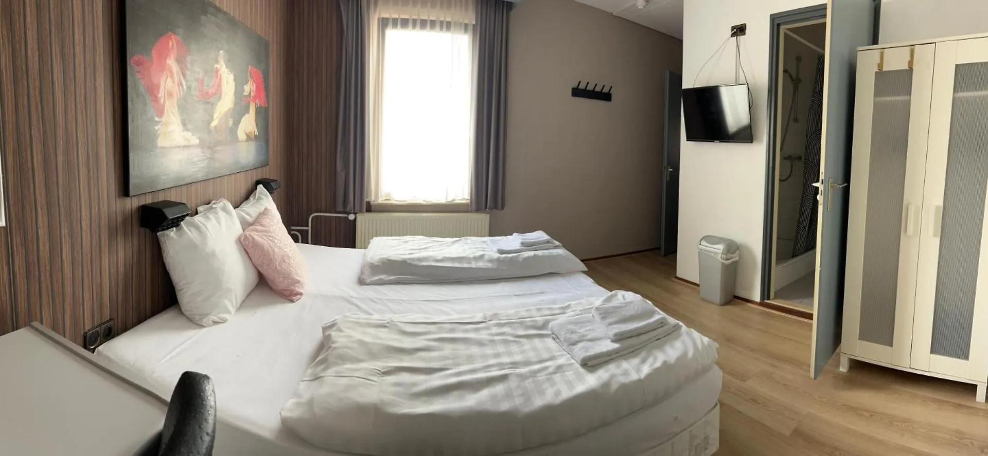 Hotel Gaudi Valkenburg aan de Geul 3*,