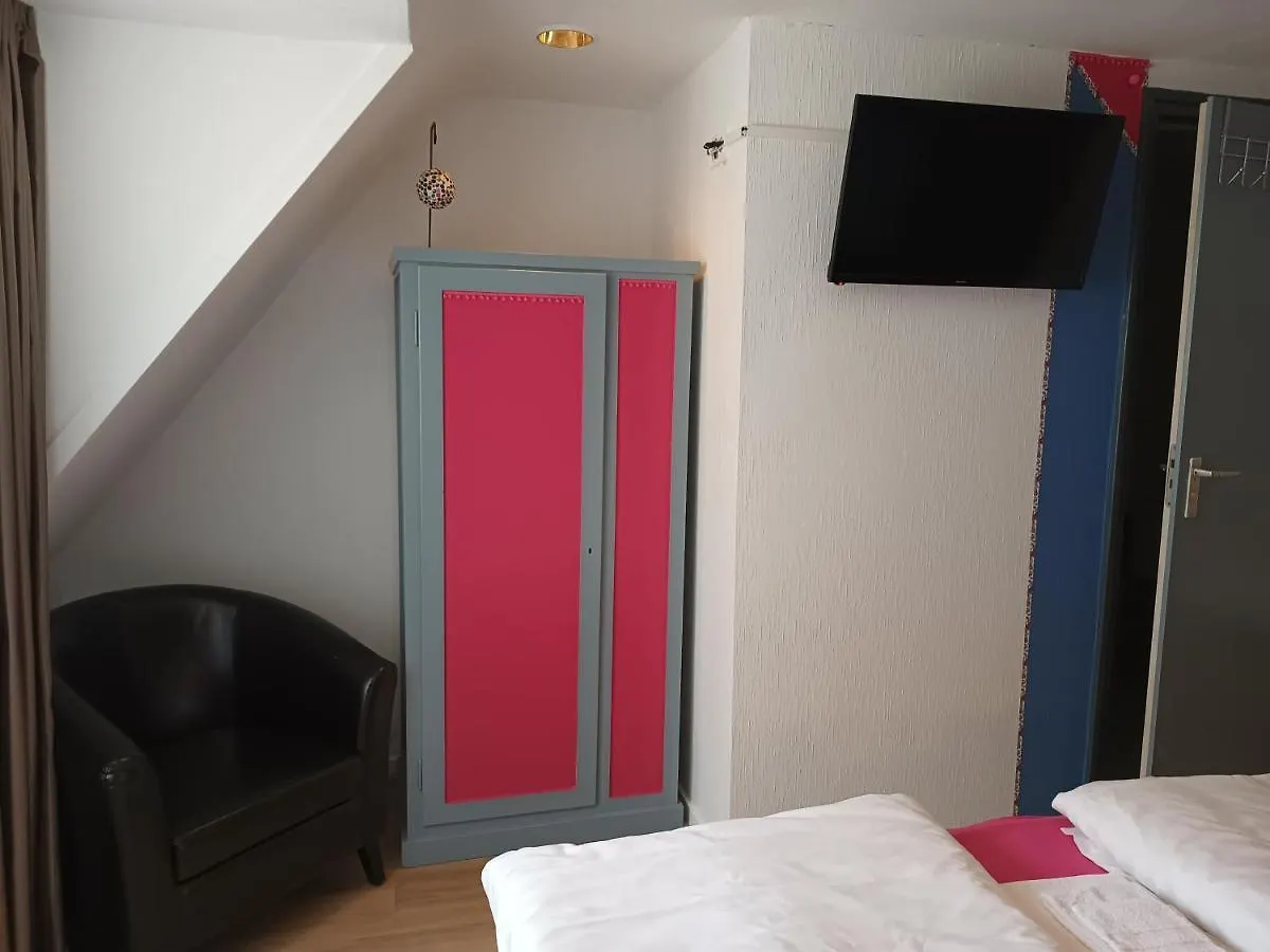 Hotel Gaudi Valkenburg aan de Geul 3*,