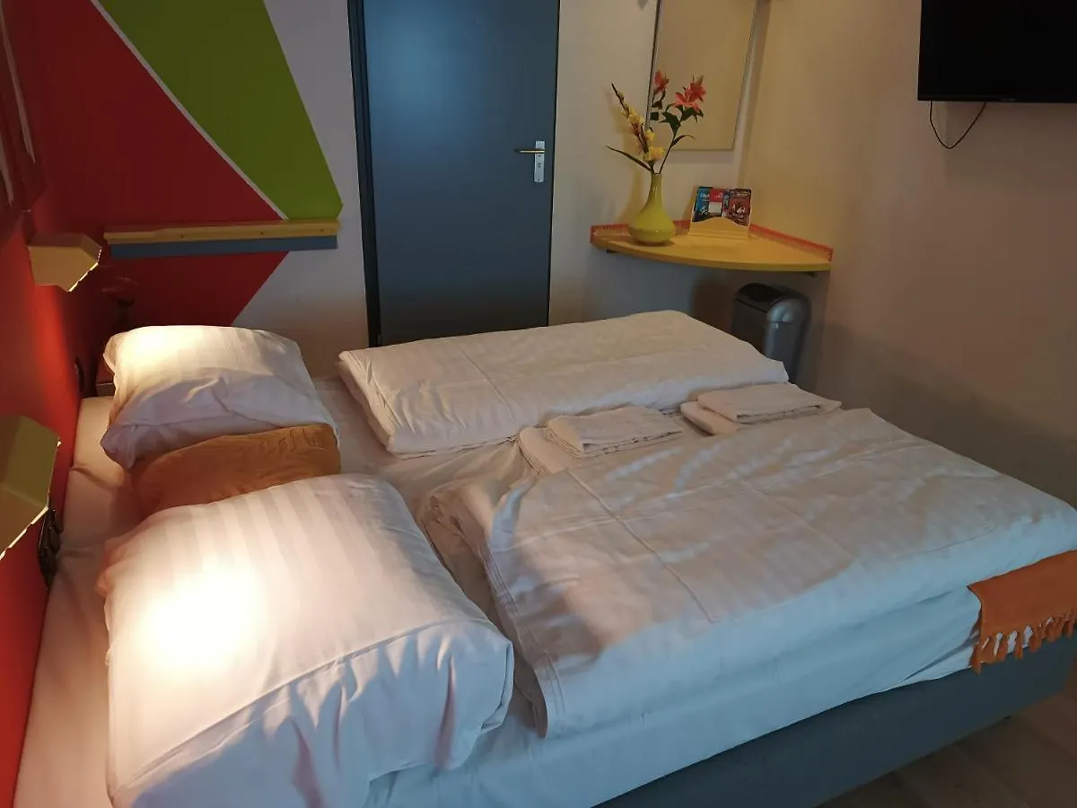 ***  Hotel Gaudi Valkenburg aan de Geul Netherlands
